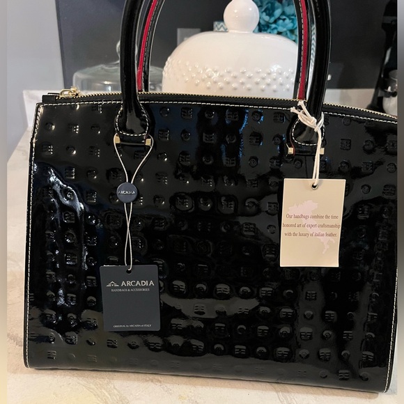 Arcadia Glossy Black Satchel - Picture 1 of 8